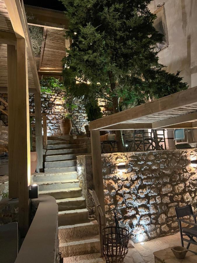 Portadelmare Deluxe Suites Hydra  Exteriör bild