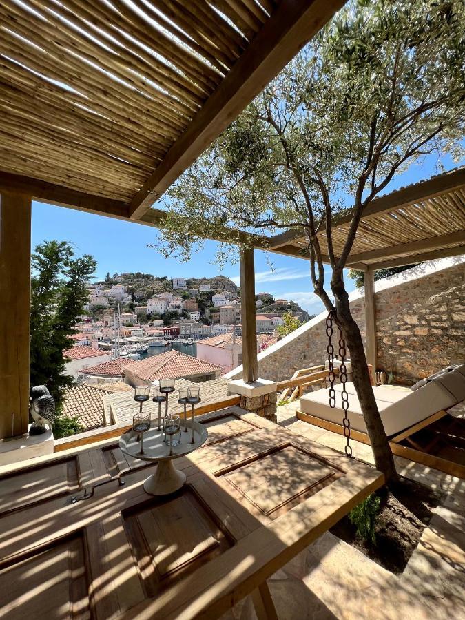 Portadelmare Deluxe Suites Hydra  Exteriör bild