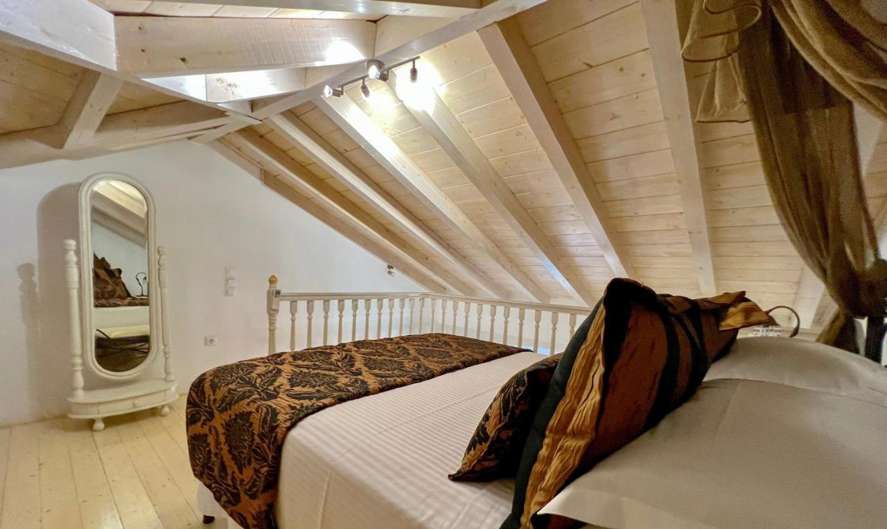 Portadelmare Deluxe Suites Hydra  Exteriör bild